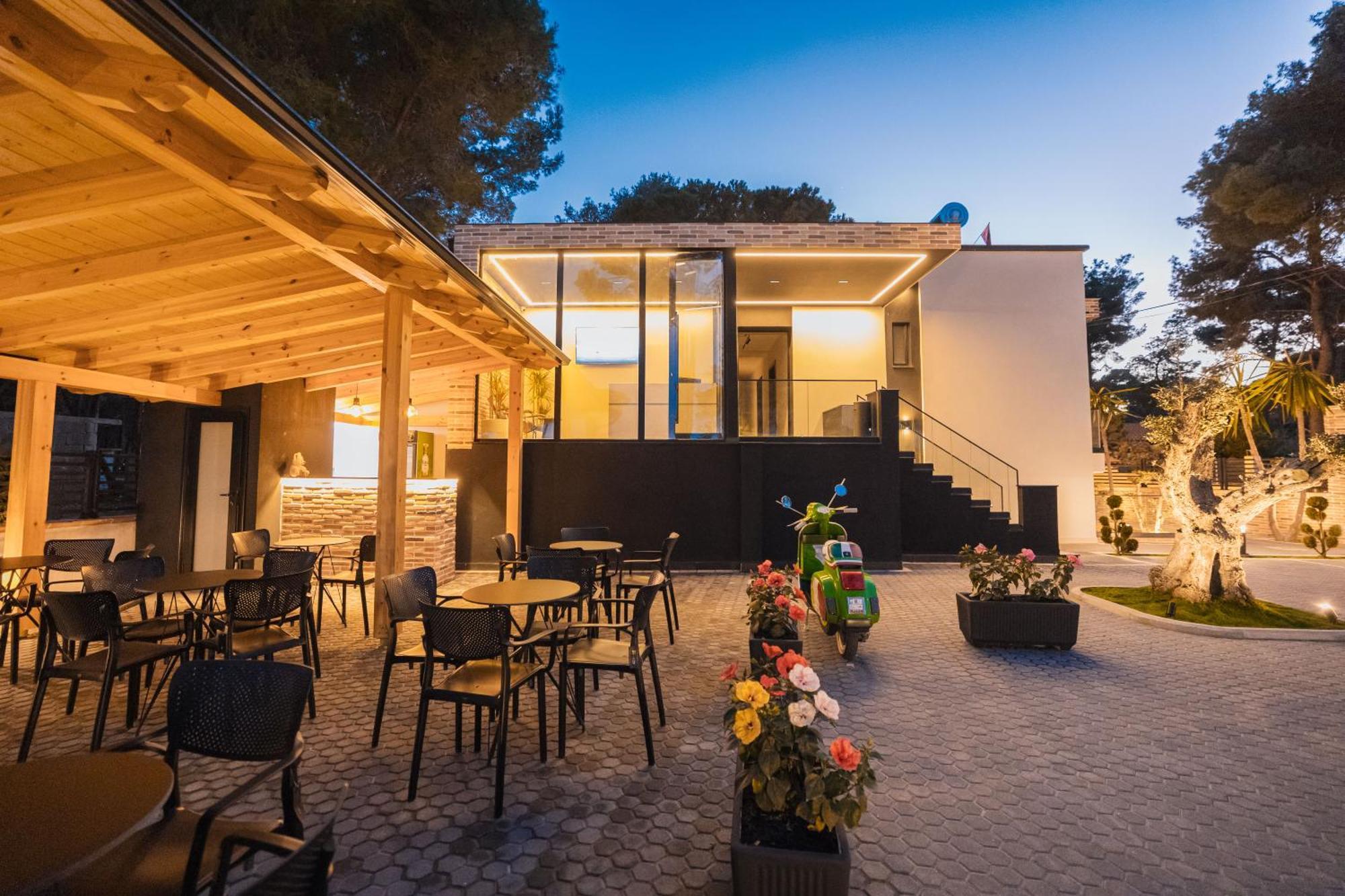 Hotel Beke Avlonya Dış mekan fotoğraf