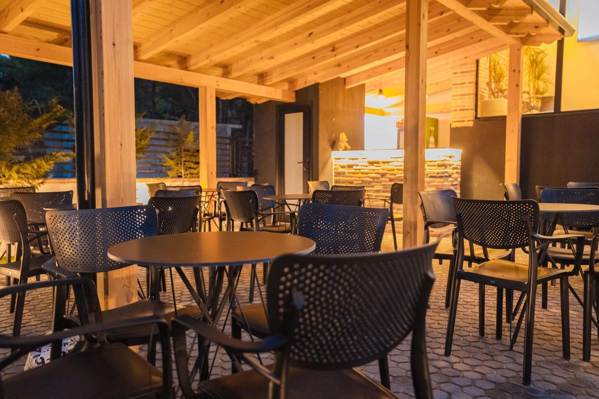 Hotel Beke Avlonya Dış mekan fotoğraf